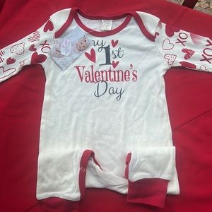 Tesa babe my 1st Valentine’s Day new with tags